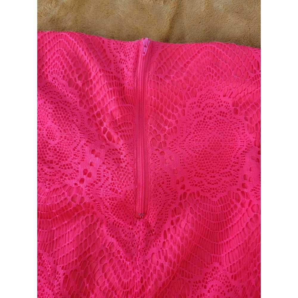Torrid stretch lace pencil skirt, sz 2X - Picture 3 of 8